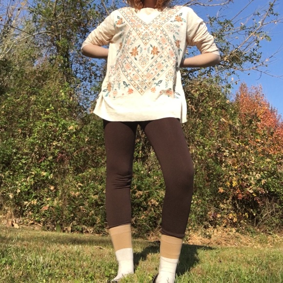 ⚘ Democracy Embroidered Tunic - Picture 5 of 16